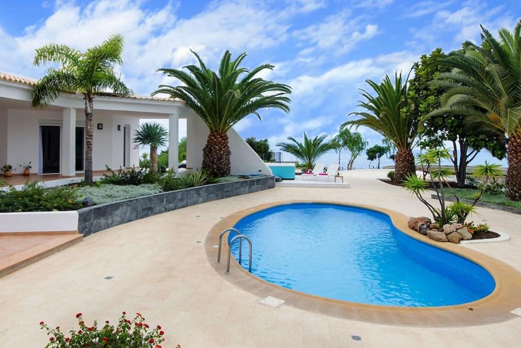 Luxe Villa With Private Pool, Jacuzzi And Spectacular Views Адехе Екстер'єр фото